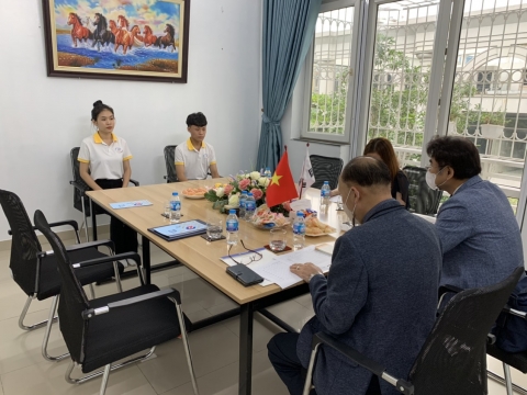 ẢNH TRƯỜNG ĐẠI HỌC U1 ĐẾN THĂM CÔNG TY