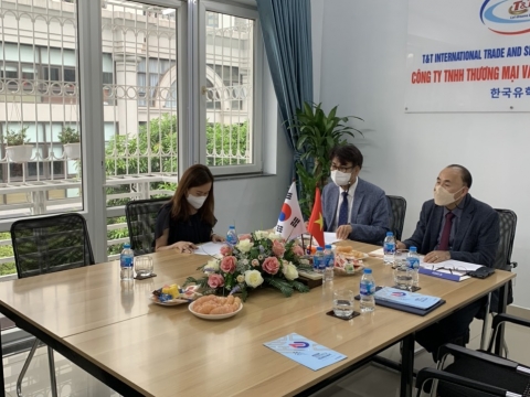 ẢNH TRƯỜNG ĐẠI HỌC U1 ĐẾN THĂM CÔNG TY